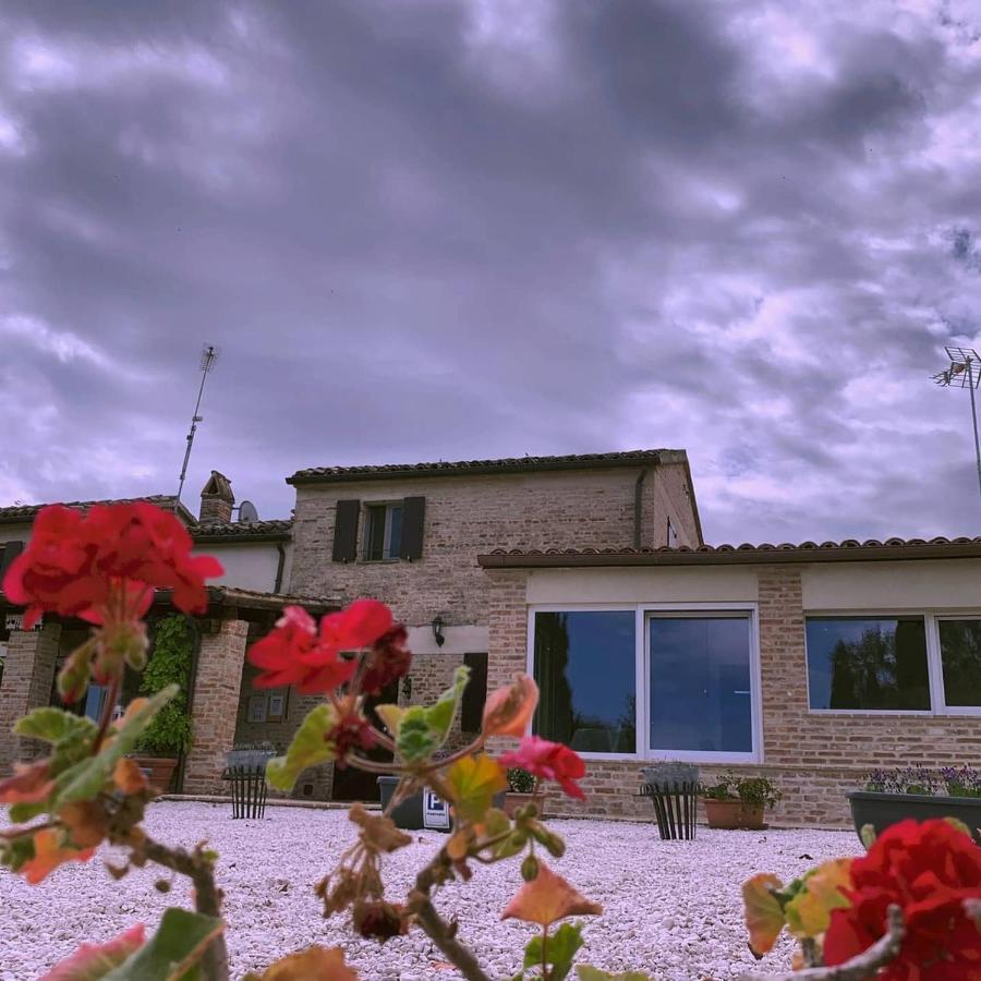 Casa Sorgente Bed and Breakfast San Costanzo Exterior foto