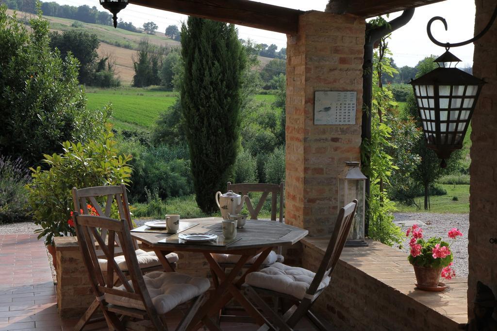 Casa Sorgente Bed and Breakfast San Costanzo Exterior foto